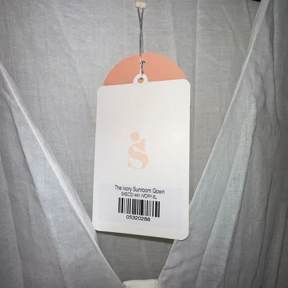 NWT Selkie The Ivory Sunroom Gown - Picture 10 of 12